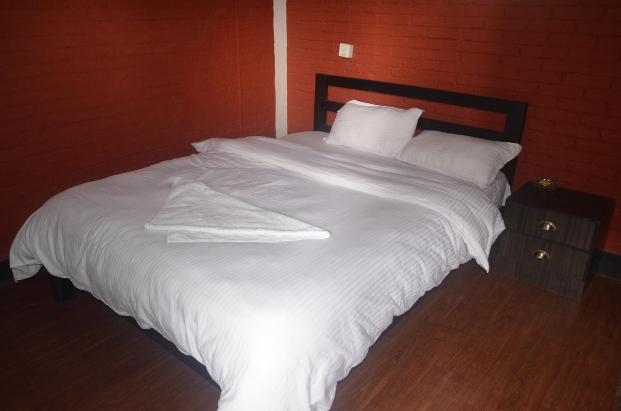 Hotel Holiday Inn Kathmandu Exteriör bild