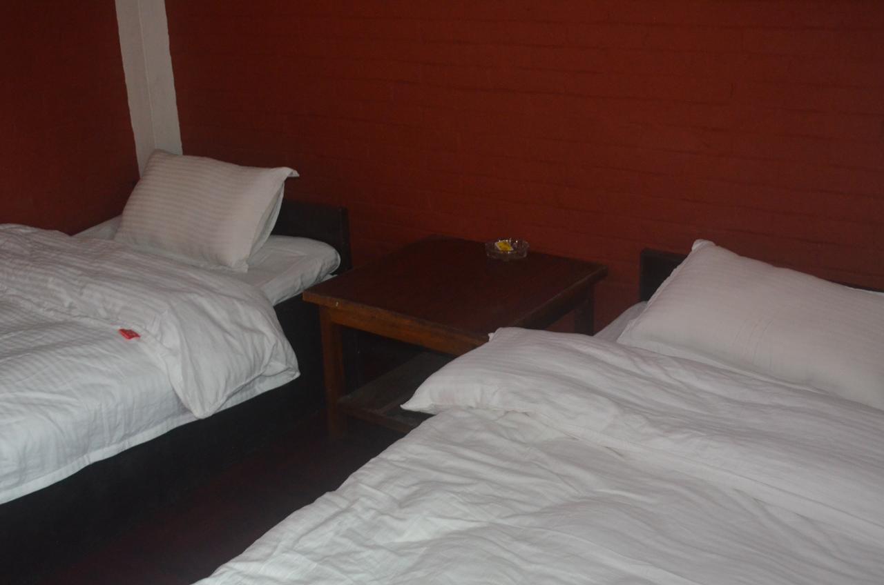 Hotel Holiday Inn Kathmandu Exteriör bild