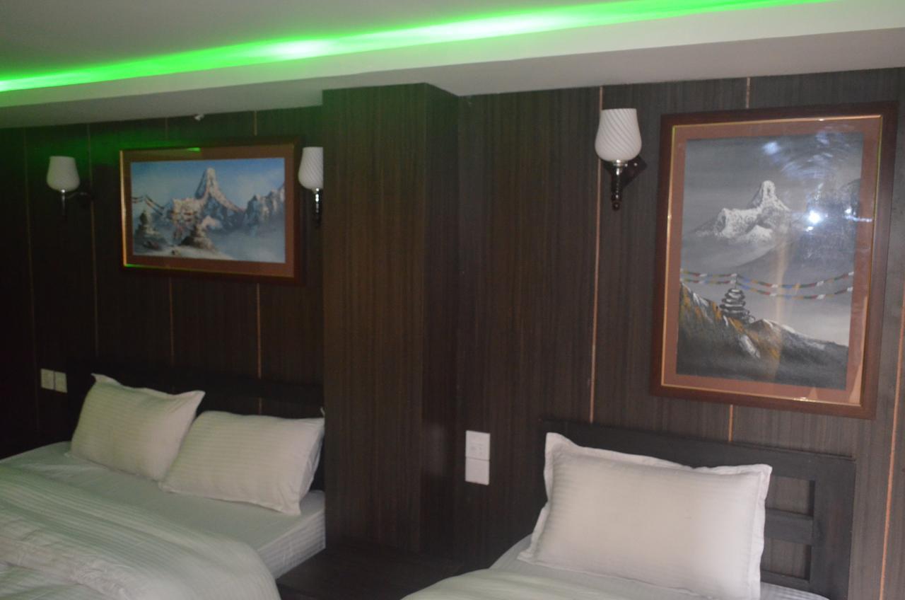Hotel Holiday Inn Kathmandu Exteriör bild