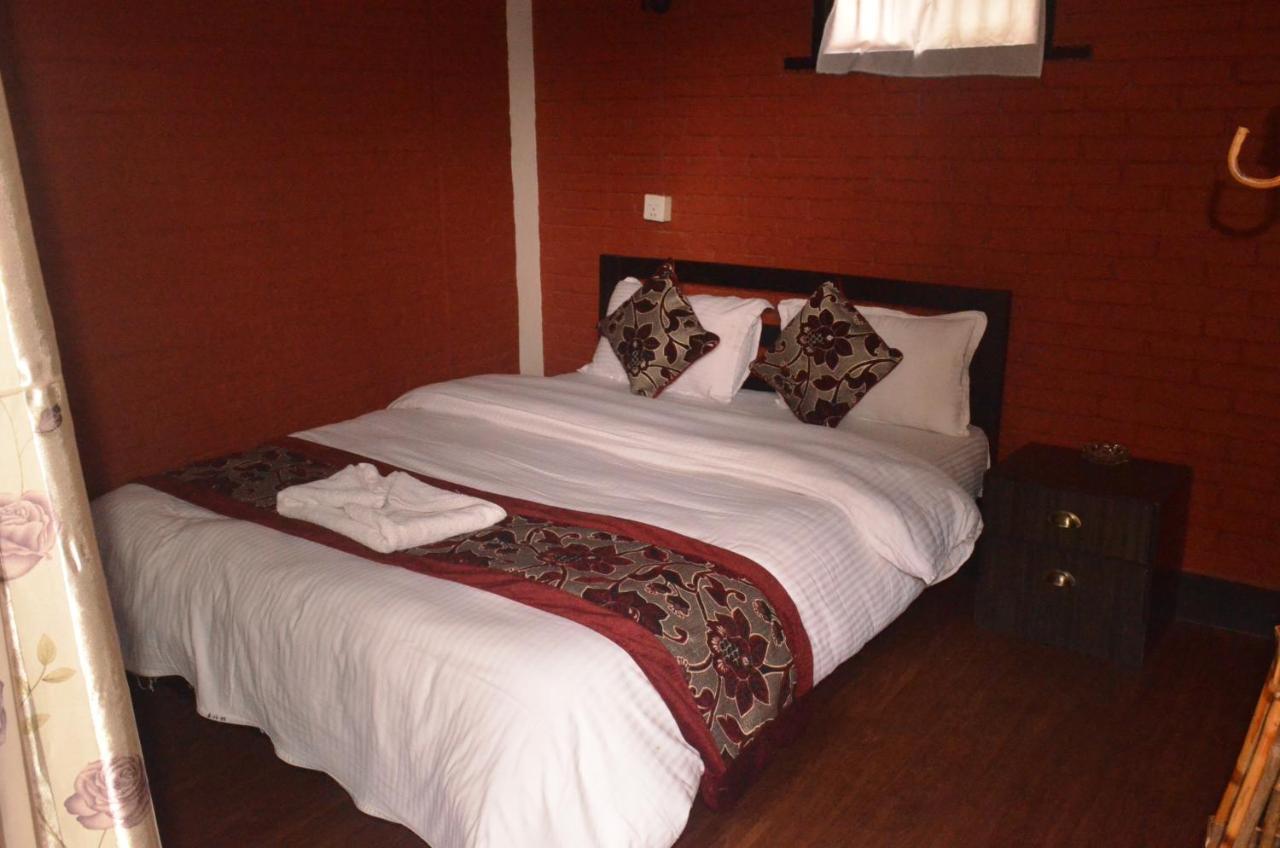 Hotel Holiday Inn Kathmandu Exteriör bild