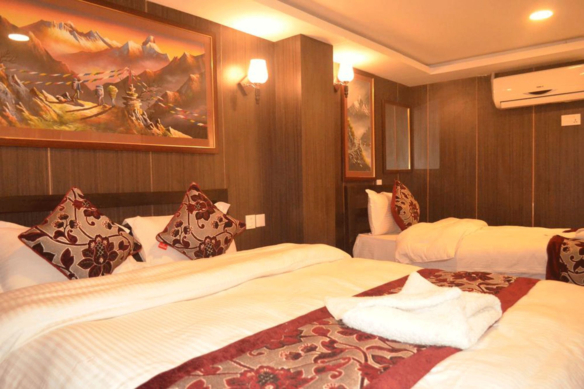 Hotel Holiday Inn Kathmandu Exteriör bild